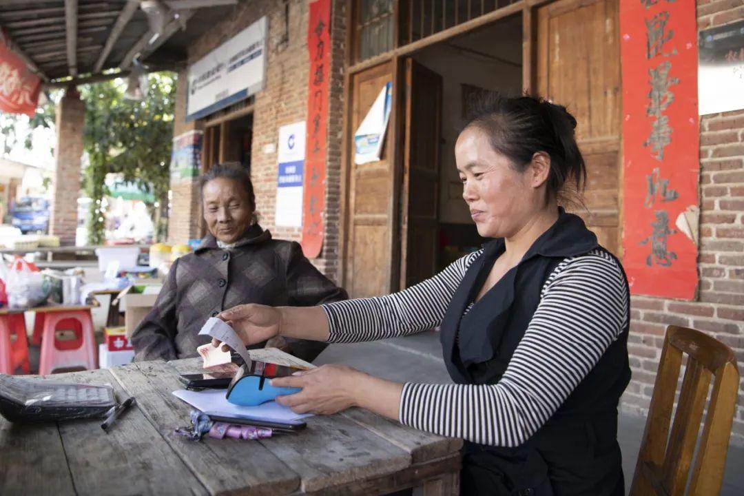 轻松掌握建行POS机操作使用，让您的生意更加红火